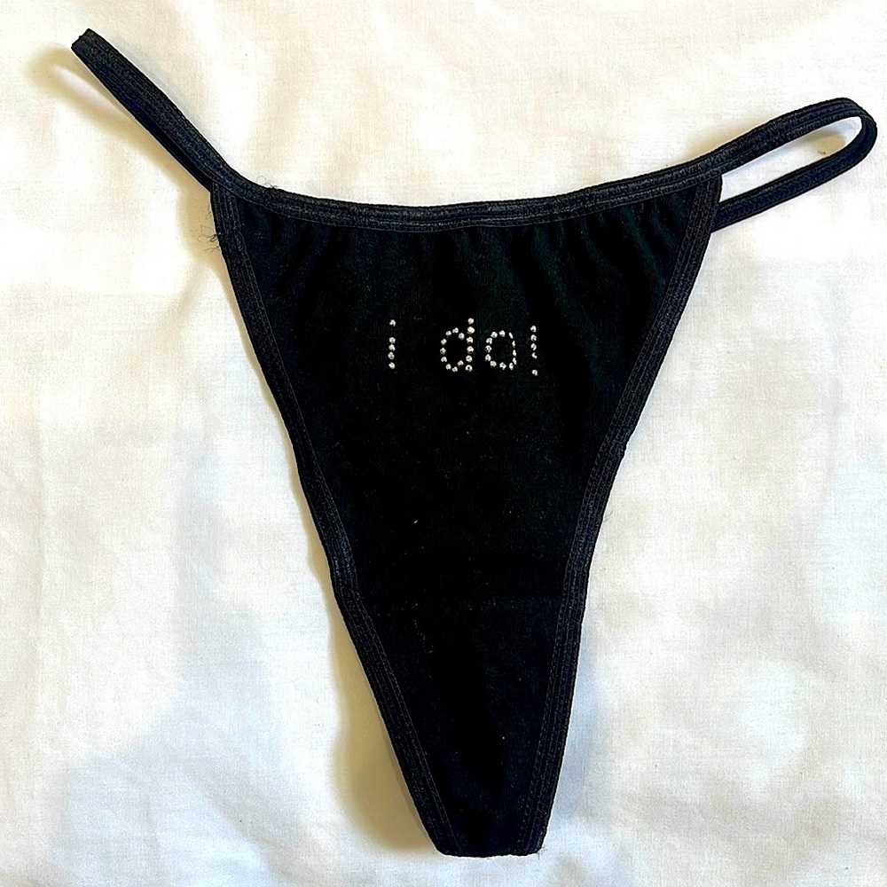 “ I DO “ Thong